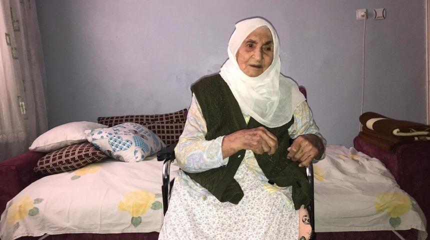 Cumhuriyet ile yaşıt olan 96&rsquo;lık nine, yetkililerden yardım bekliyor