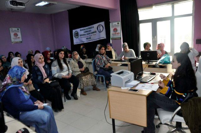 Kızıltepe’de yetişkinlere yönelik bağımlılık eğitimi verildi