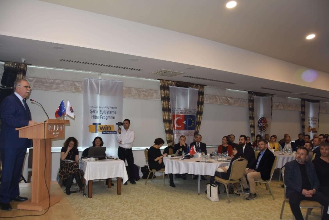 &Ccedil;anakkale&rsquo;de  &lsquo;Akıllı Şehir&rsquo; vizyonu mercek altında