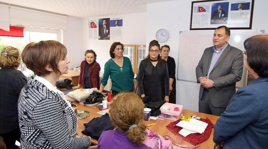 &Ccedil;ankaya Belediye Başkanı Taşdelen esnaf ve vatandaşlarla bir araya geldi