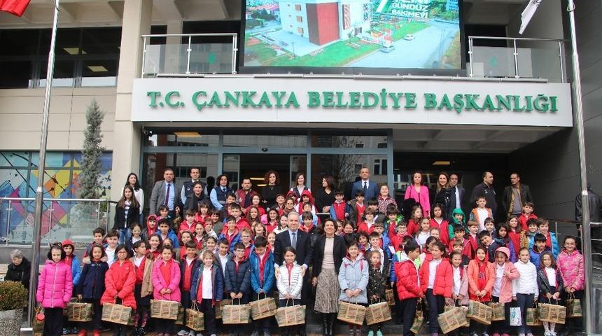 Minik &ouml;ğrenciler &Ccedil;ankaya Belediyesini denetledi