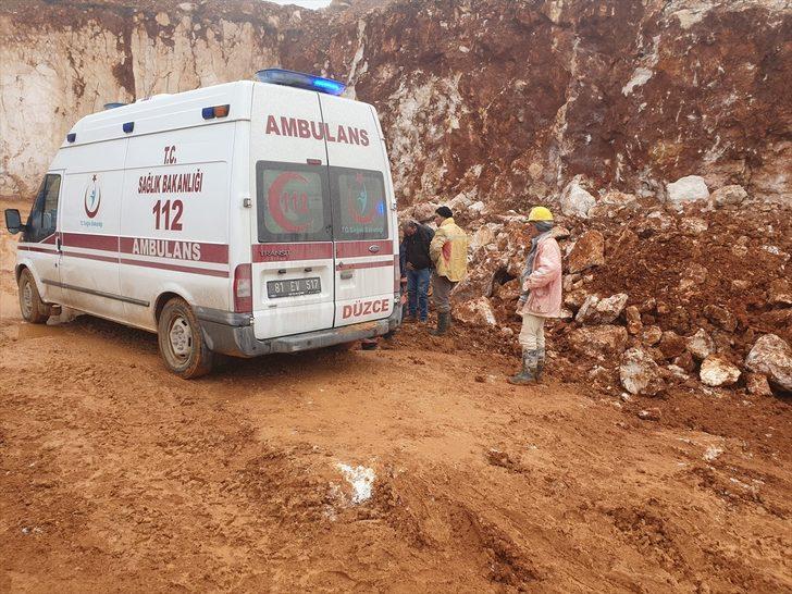 Düşen kaya parçası 2 işçiyi ağır yaraladı G2