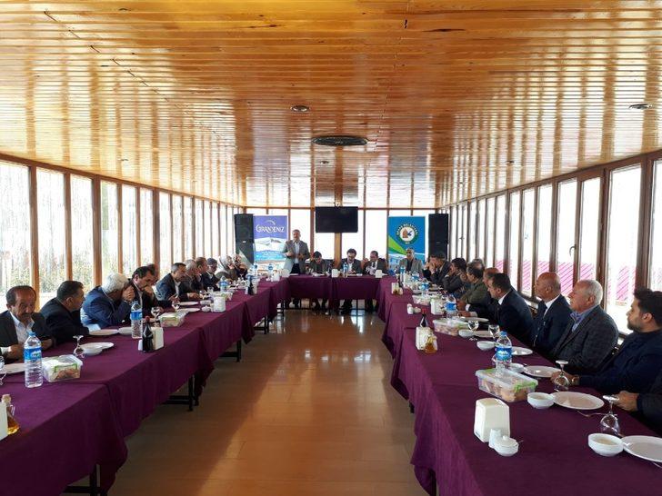 AK Partillier Gevaş’ta bir araya geldi G4