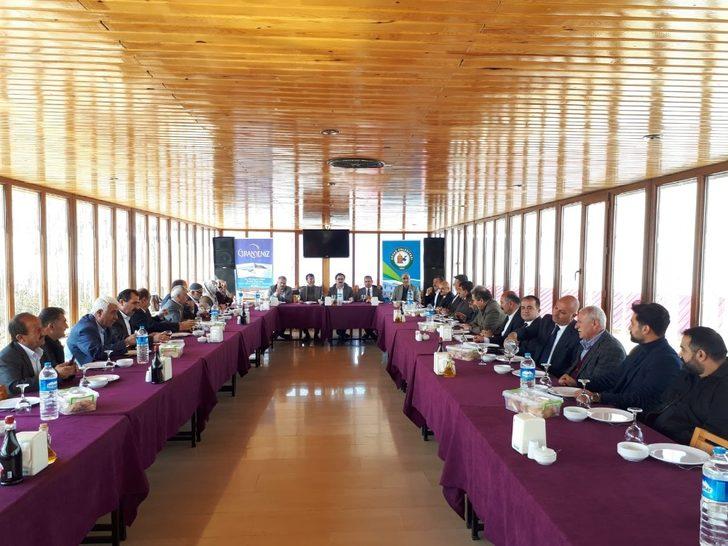 AK Partillier Gevaş’ta bir araya geldi G5