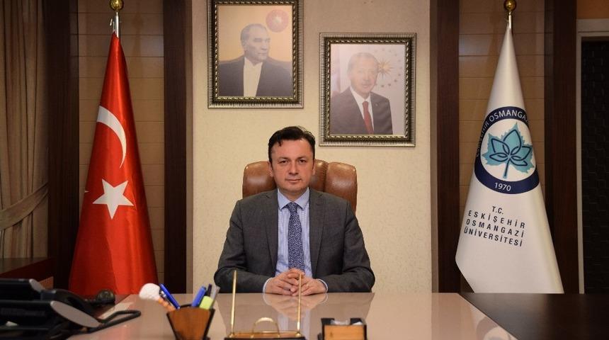 Rekt&ouml;r Şenocak&rsquo;ın 14 Mart Tıp Bayramı mesajı