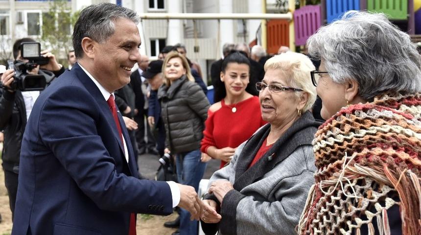 Başkan Uysal, site sakinleriyle bir araya geldi