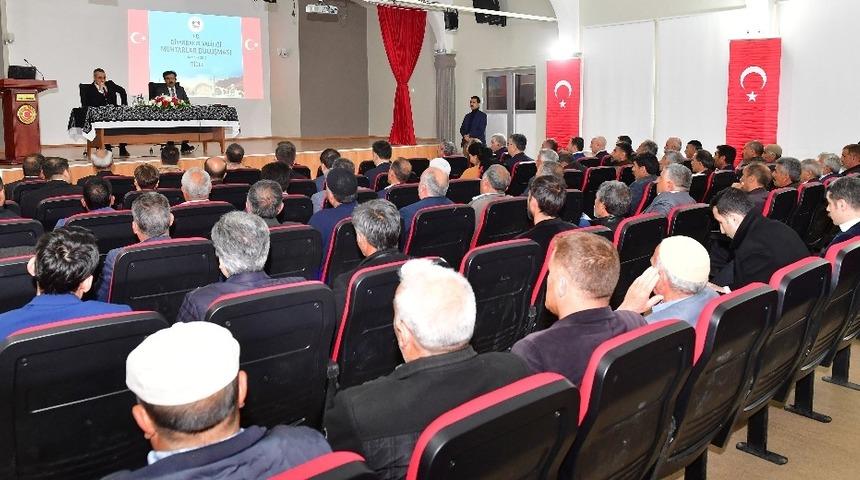 Vali G&uuml;zeloğlu, Dicle&rsquo;de kanaat &ouml;nderleri ile buluştu
