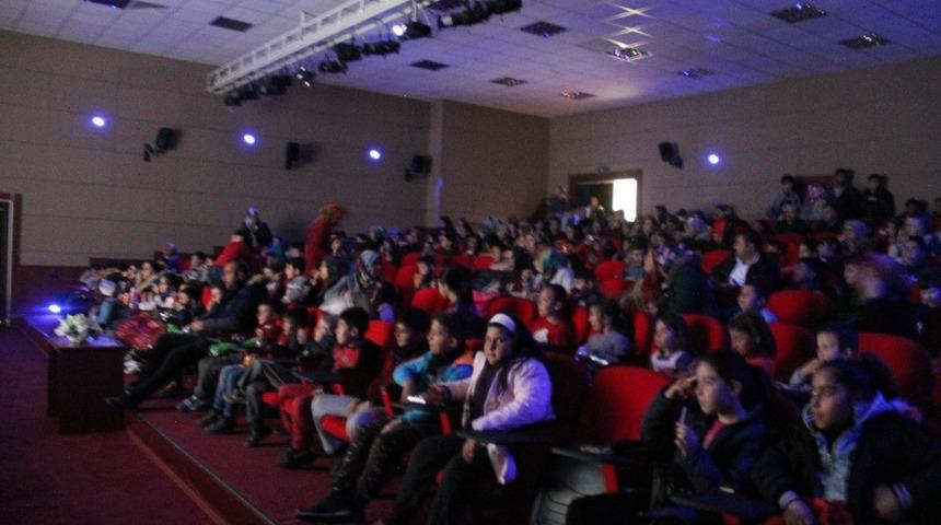 İncesu Belediyesi &ccedil;ocukları sevindirmeye devam ediyor