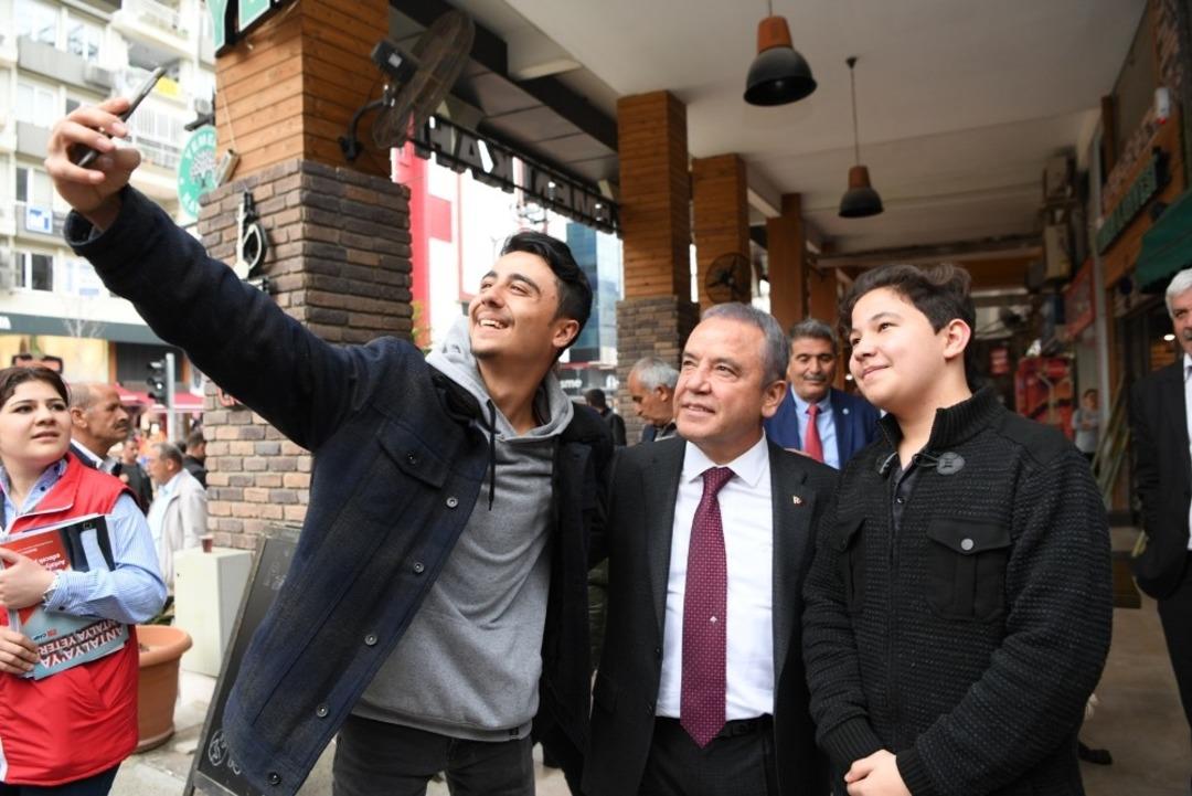 B&ouml;cek: "Şarampol Caddesi&rsquo;nin eski g&uuml;nlerini yaşatacağız"