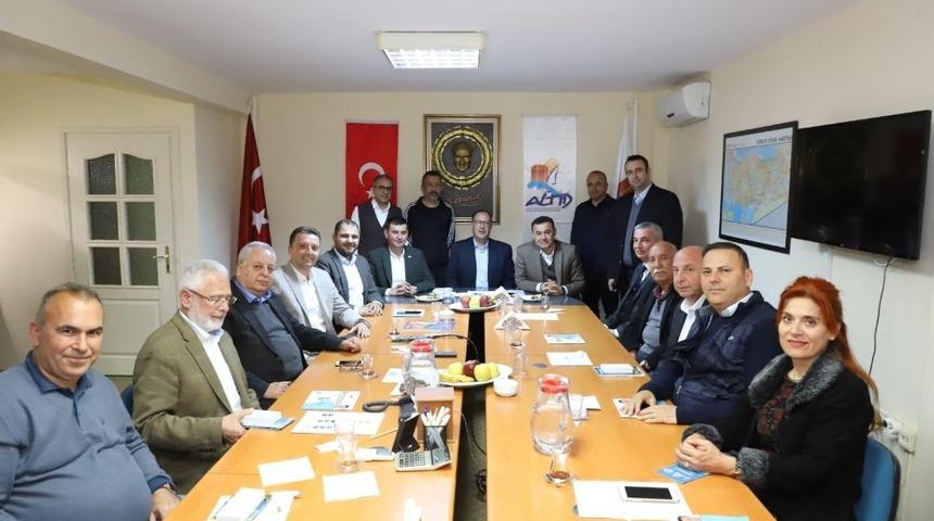 Başkan yücel ALTİD’e konuk oldu
