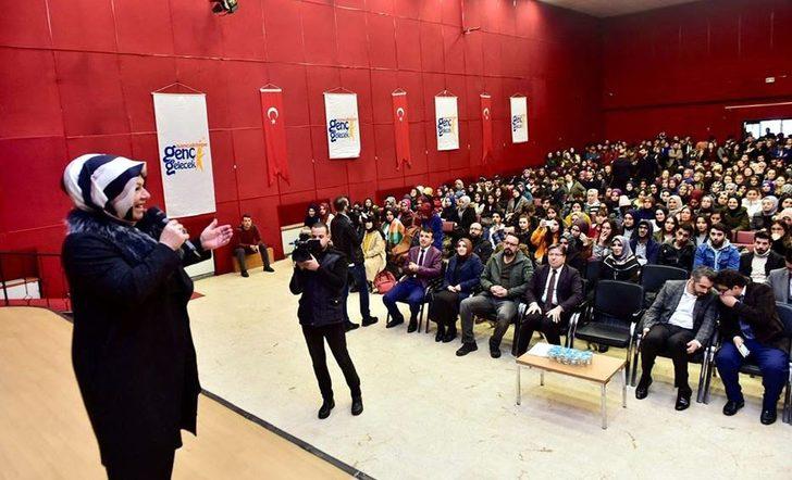 Başkan adayı Söğücü: "Sancaktepe’deki genç nüfusun enerjisini mutlaka ilçe yönetimimizde fiziksel anlamda ve düşünsel anlamda yansıtmamız lazım" G2