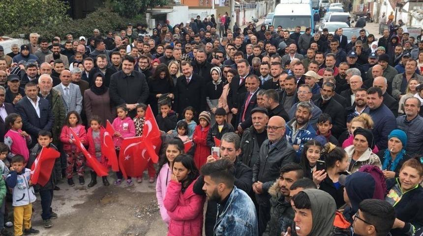 Başkan Yücel Yılmaz Havran’a çıkarma yaptı