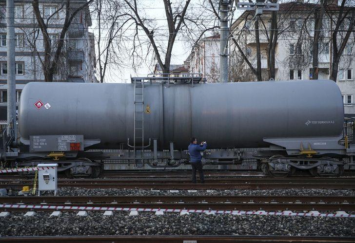 Ankara'da yakıt taşıyan tren raydan çıktı! G3
