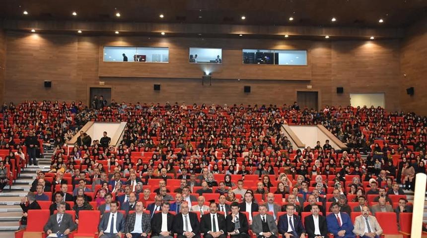 Liseler Arası M&uuml;nazara Yarışması finali ger&ccedil;ekleştirildi