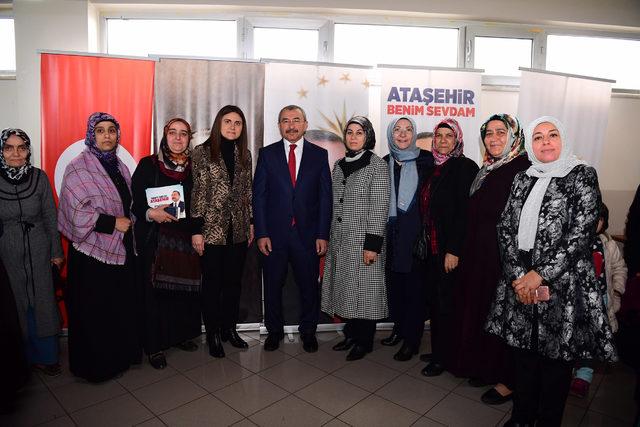 İsmail Erdem: Yaptıkları iki barakaya kültür merkezi demek ayıp