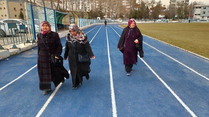 Kadınlar, sağlıklı yaşam için yürüyor G3