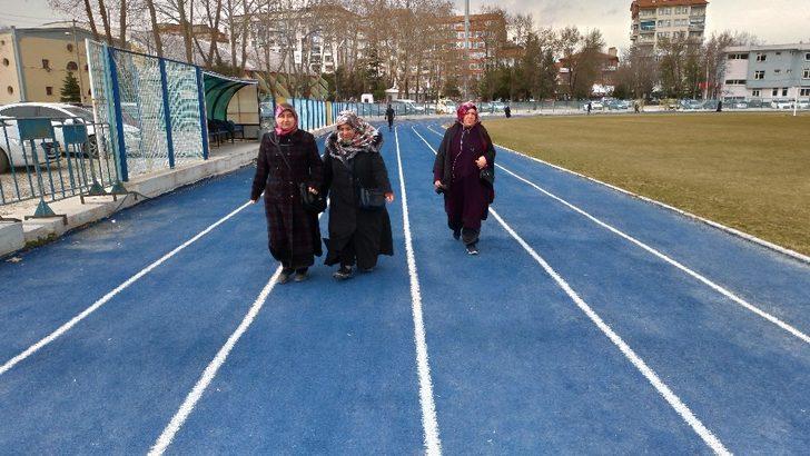 Kadınlar, sağlıklı yaşam için yürüyor G4