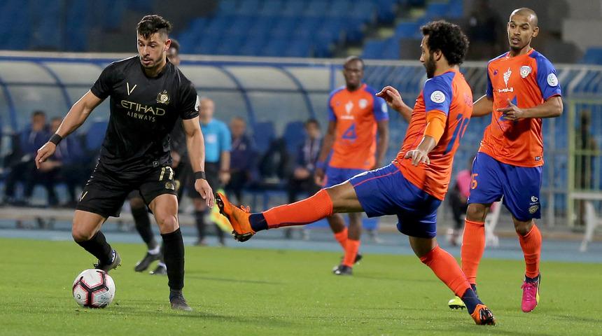 Fenerbahçe Brezilyalı 10 numara Giuliano’yu arıyor