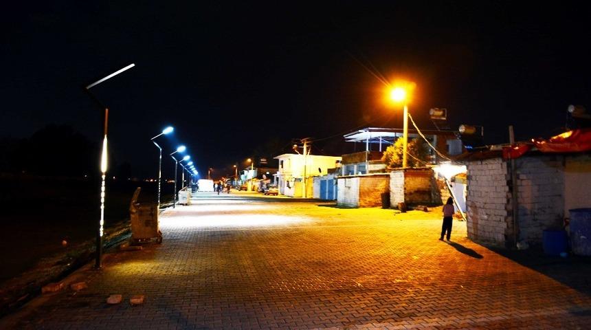 Torbalı&rsquo;daki Yeni Mahalle artık ışıl ışıl