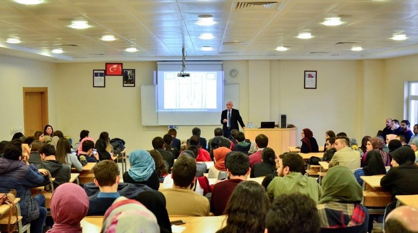 &lsquo;Osmanlı Saray Kadınları ve Padişah Haremi&rsquo; konferansı SA&Uuml;&rsquo;de d&uuml;zenlendi