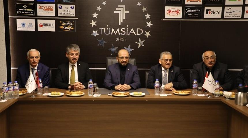 Başkan Dr. Memduh Büyükkılıç: