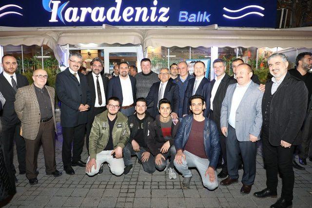 Başkan Memduh Büyükkılıç, Karadenizliler gecesine iştirak etti