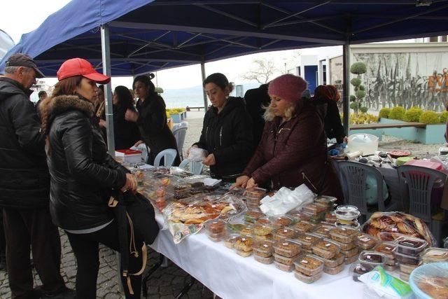 Mehmetçik Vakfı yararına kermes