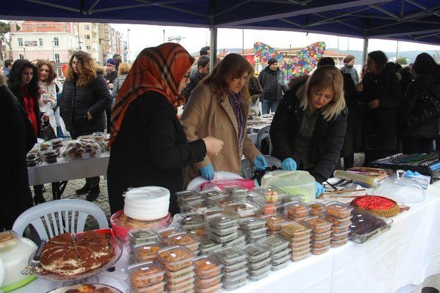 Mehmetçik Vakfı yararına kermes