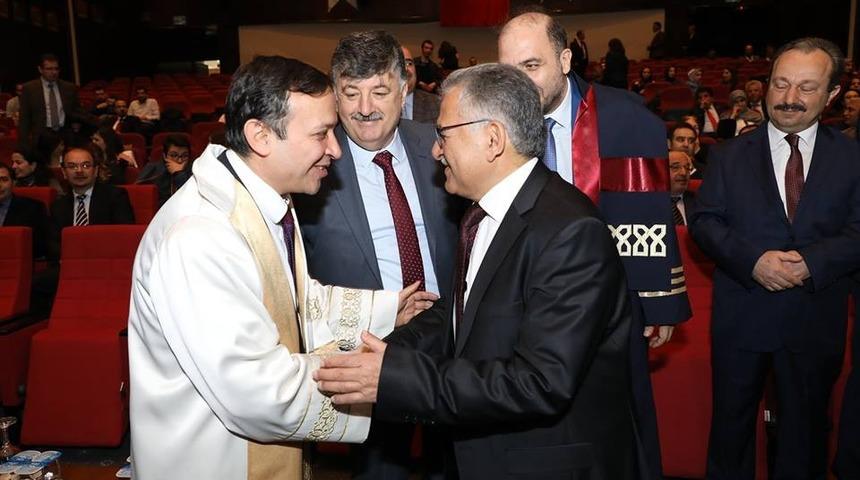 Başkan Dr.Memduh B&uuml;y&uuml;kkılı&ccedil;&rsquo;ın 14 Mart Tıp Bayram mesajı