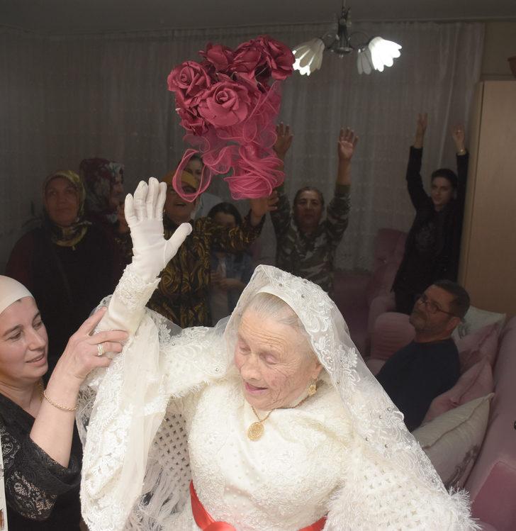 89 yaşında gelin oldu! G4