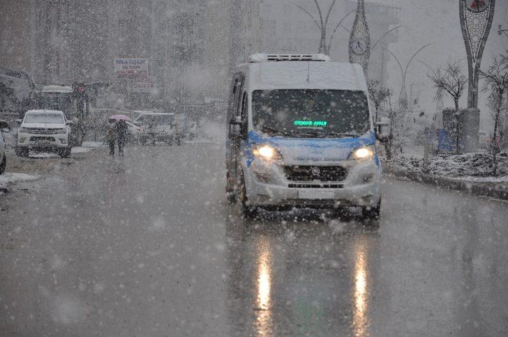 Yüksekova’da kar yağışı G2