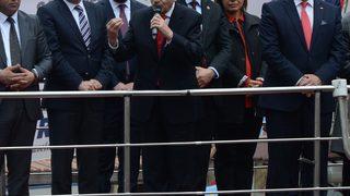 Siyaset bir hizmet yarışıdır, kavga alanı değildir