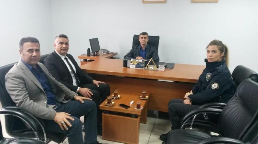 Polisler 14 Mart Tıp Bayramını kutladı