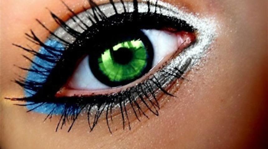 İri Gözlerin Sırrı