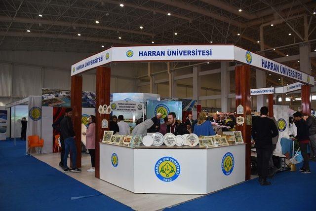 HRÜ evlilik ve mobilya fuarına katıldı