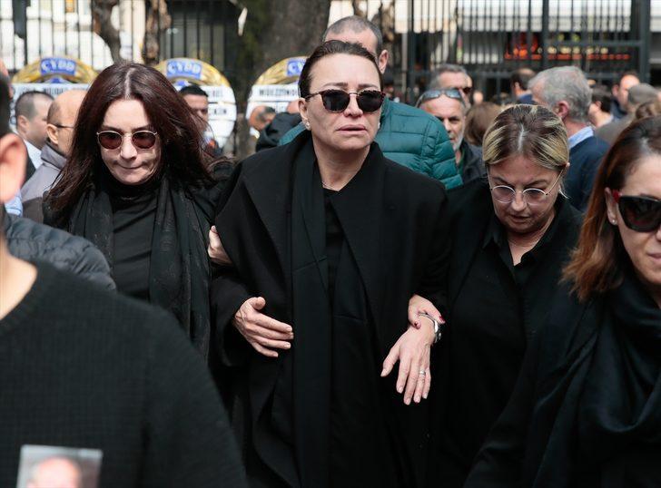Demet Akbağ'ın eşi Zafer Çika'nın cenazesi! Vasiyeti ortaya çıktı G5