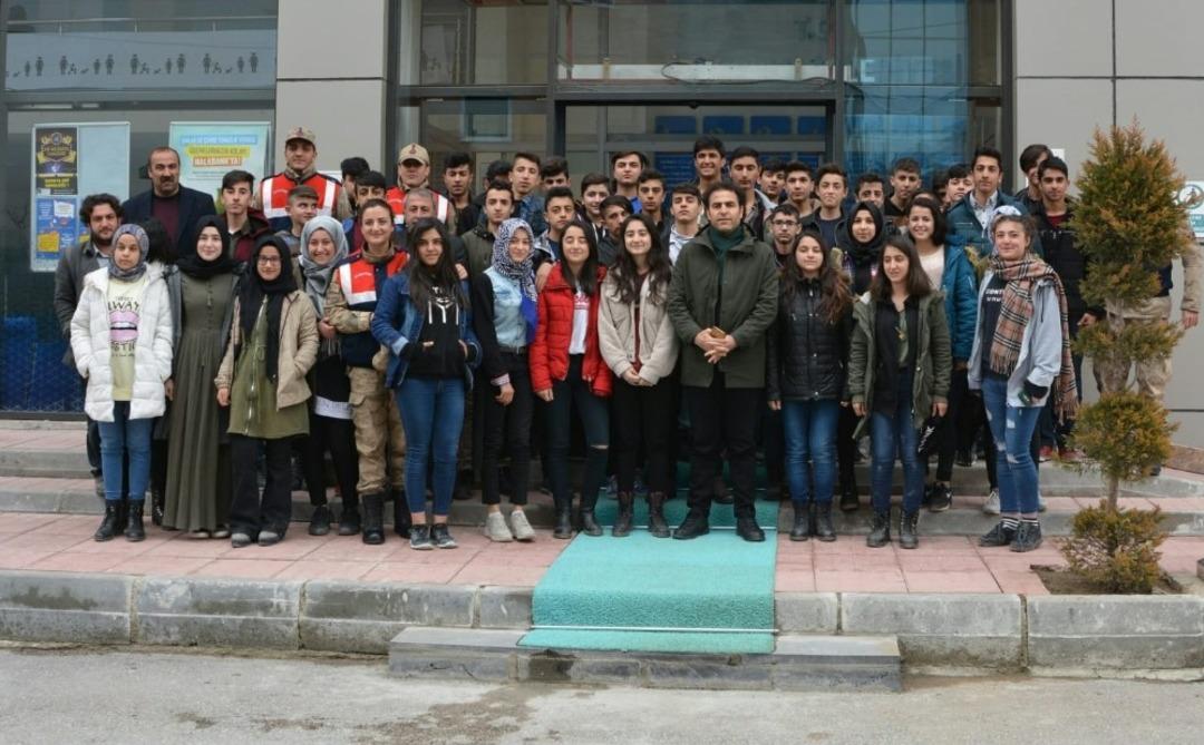 Van&rsquo;da &lsquo;Ben Daha &Ccedil;ocuğum&rsquo; sergisi