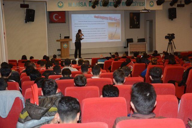 Manisa BBSK altyapısına seminer