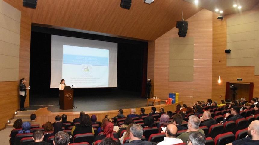 Eğitimcilere sıfır atık projesi anlatıldı