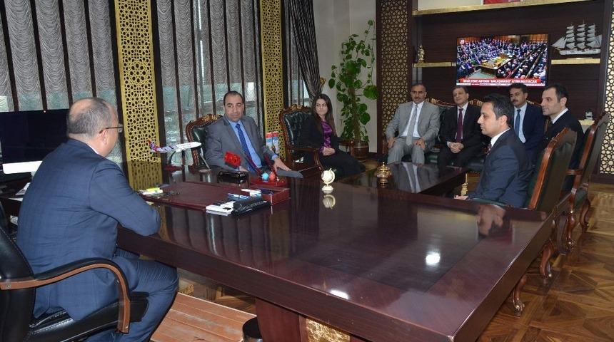 Vali Atik, 14 Mart Tıp Bayramı&rsquo;nı kutladı