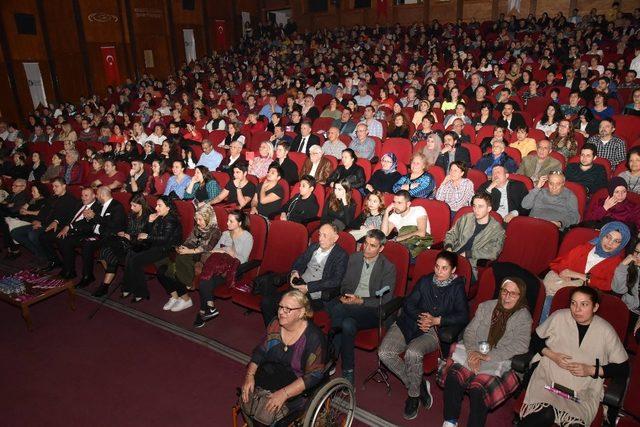 İzmit’in gençlik korosundan yılın ilk konseri