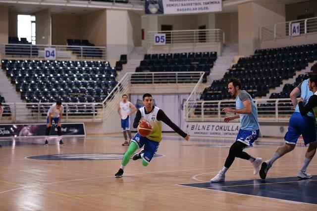 Denizli Basket maç saatini bekliyor