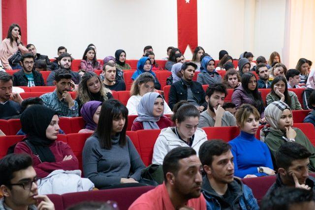 Şeyh Edebali Üniversitesi’nden “Endüstri 4,0 ve Dijital Dönüşüm” konferansı