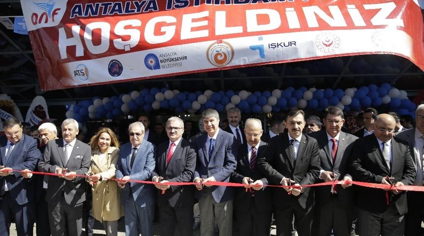 Türel, Antalya İş Fuarı’nı açtı