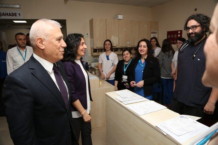 Bozbey: Hekimlerin itibarı en üst seviyeye çıkarılmalı G2