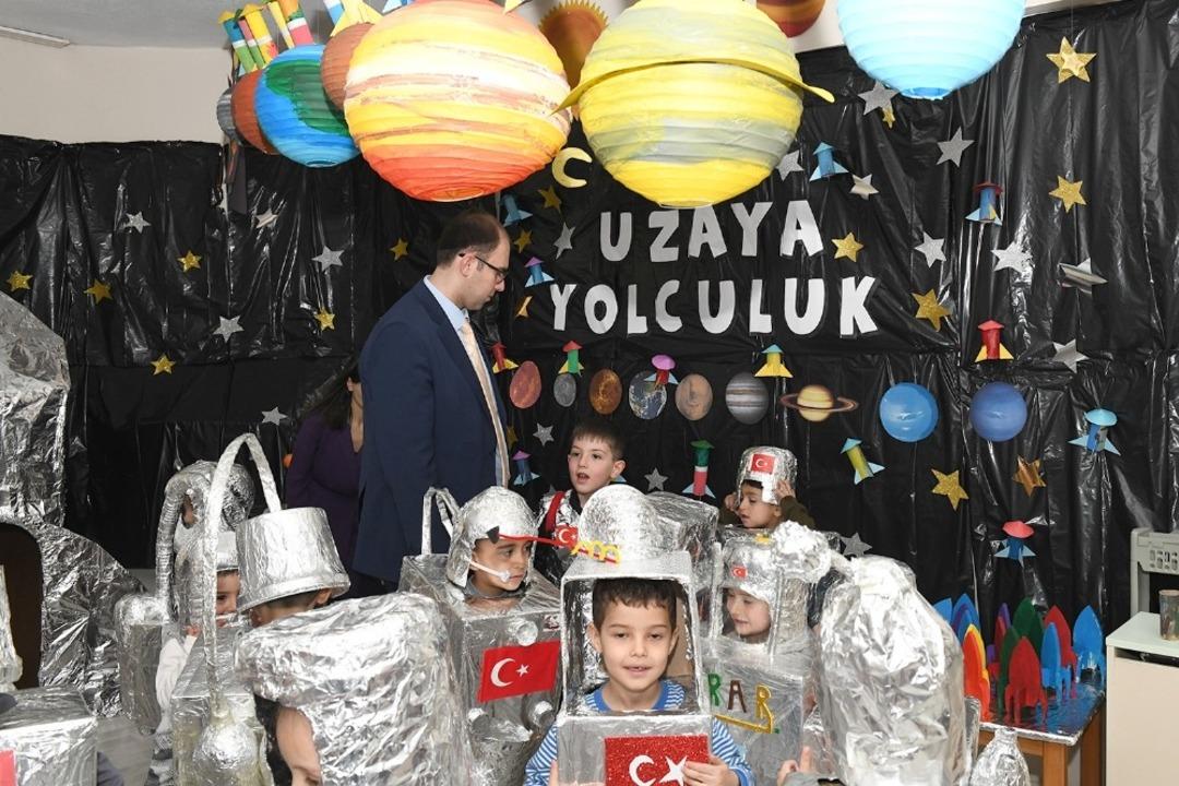 &Ccedil;ocuklar uzaya gitmeden astronot oldu