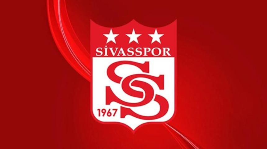 Demir Grup Sivasspor'u taşıyacak uçağa yıldırım isabet etti
