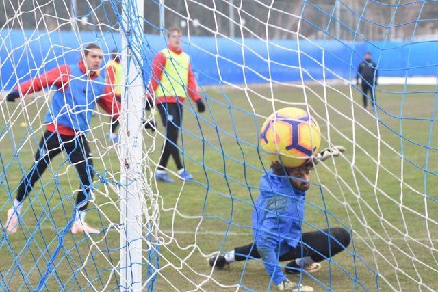 BB Erzurumspor Trabzonspor maçı hazırlıklarını sürdürdü