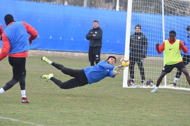 BB Erzurumspor Trabzonspor maçı hazırlıklarını sürdürdü