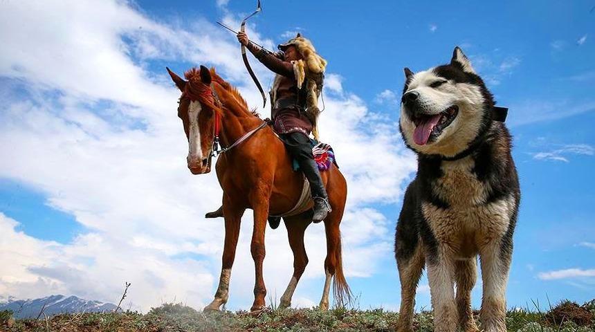  Kırgız Türkleri, en eski Türk savaş oyunu 'kökbörü'yü Van'da yaşatıyor